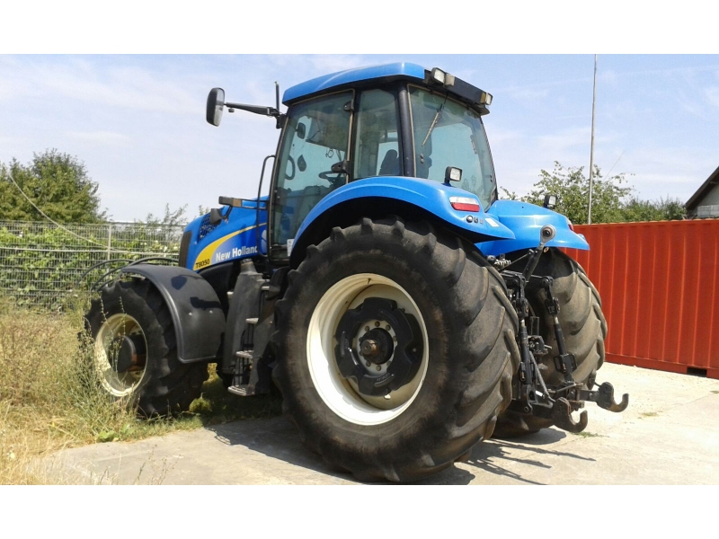 2010 New Holland T8050